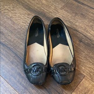 Michael Kors Leather Lillie Flats